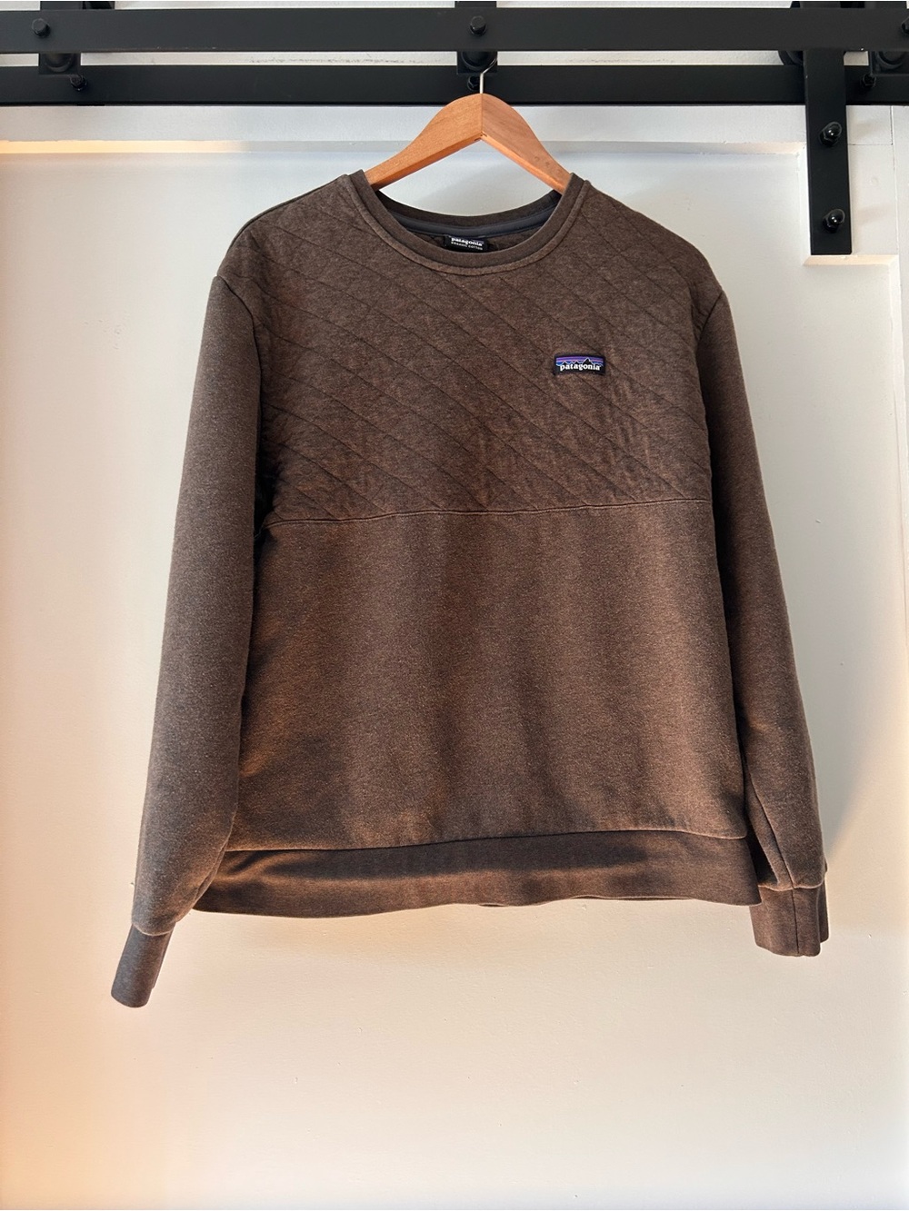Patagonia Women’s Quilted Crewneck Pullover Sweatshirt Brown/taupe Cotton
